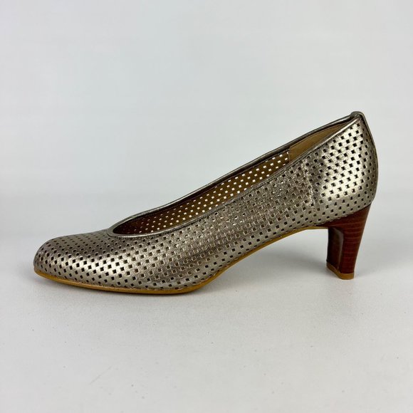 Stuart Weitzman Womens Perforated Leather Pumps Gold Metallic Laser Cut size 7.5 - Picture 6 of 16